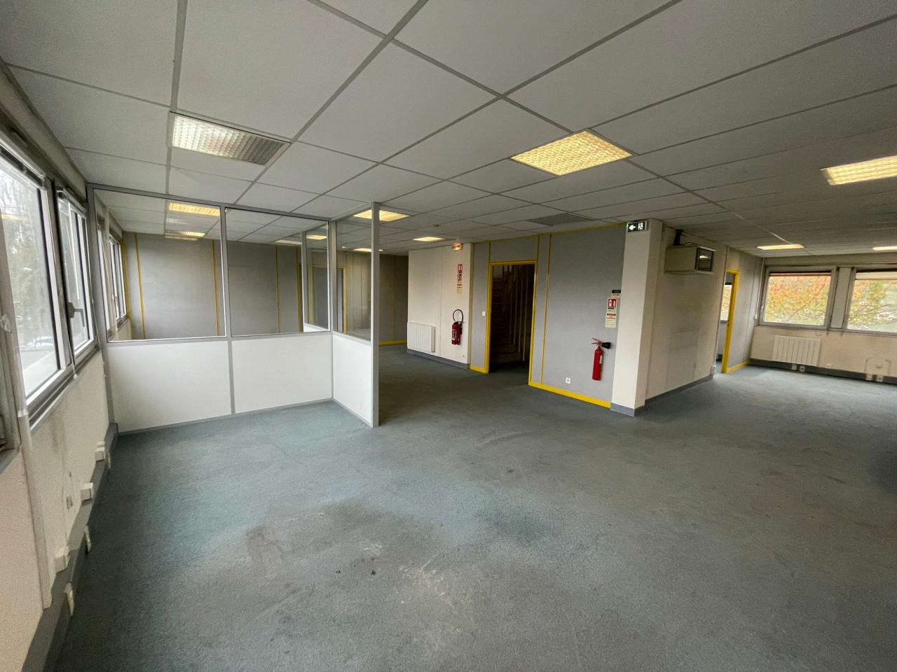 Bureau Noisiel 482m² Vente bureau Noisiel Seine-et-Marne OVBUR2425128 0